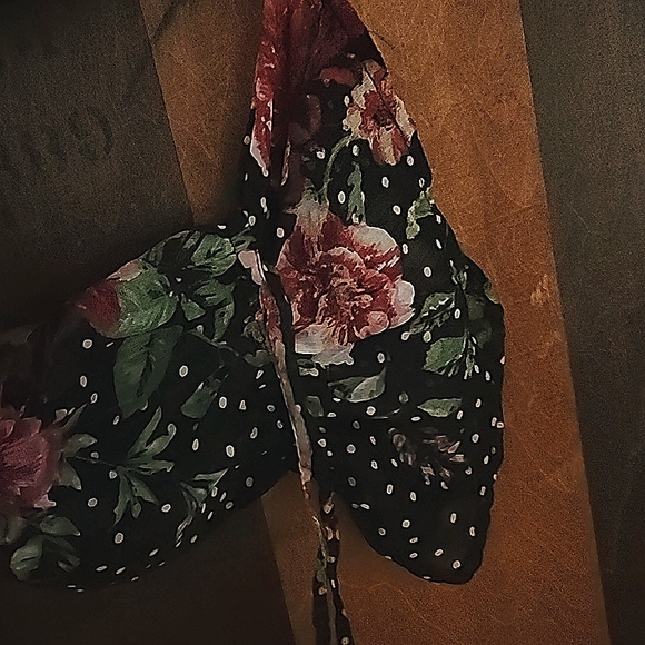 ROMANTIC Rose blouse - Picture 3 of 3